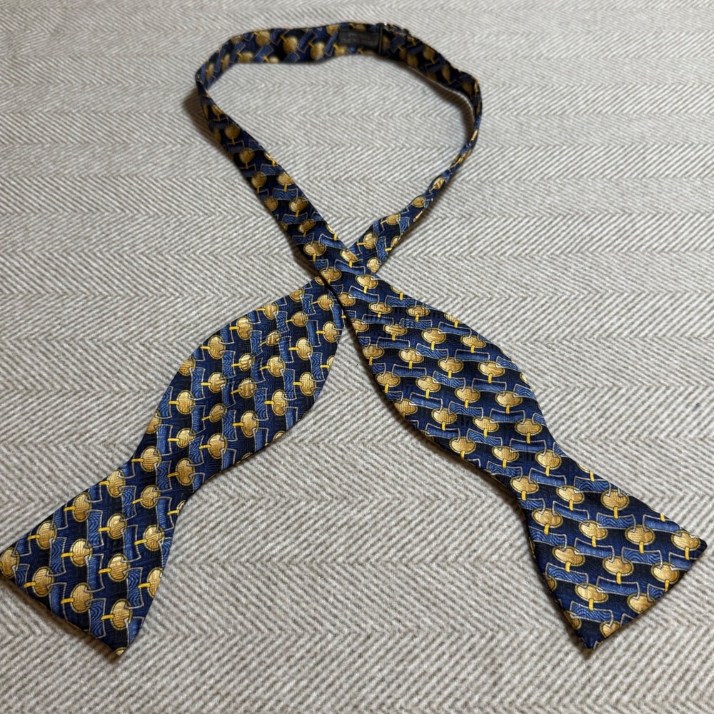 Robert Talbott Mens Silk Bow Tie Navy Blue Gold Geometric Equestrian Self Tie